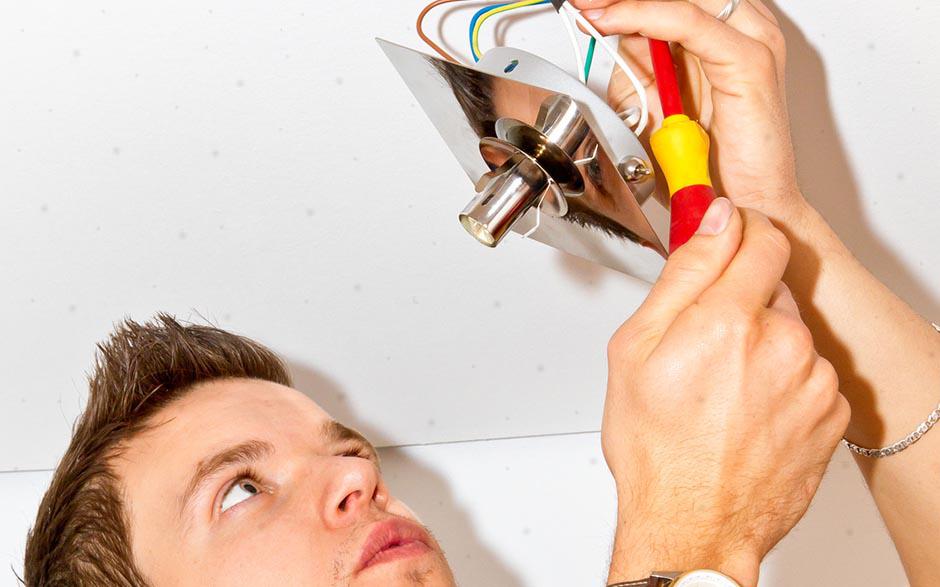 cherche électricien Écouen