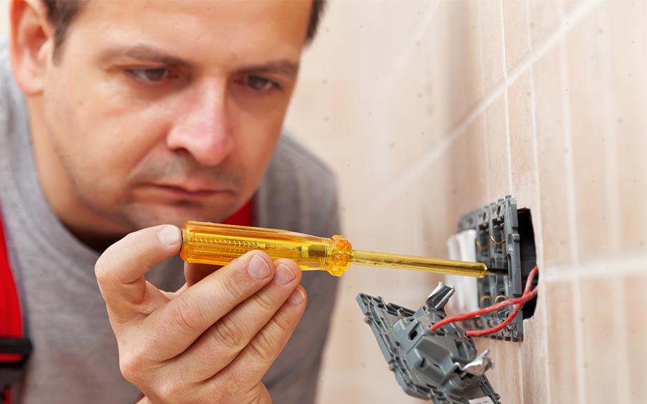 cherche électricien Écouen